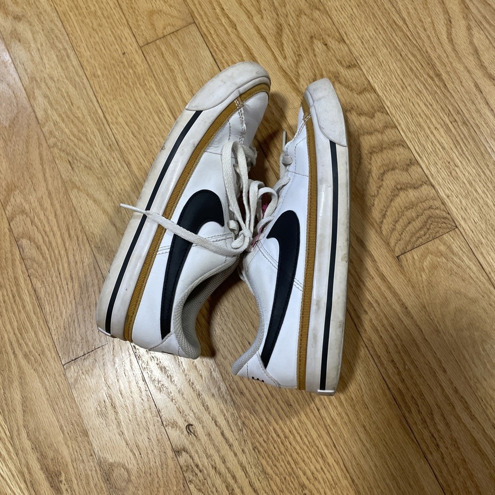 Nike Court Legacy Women's 6 White Black Gold Sneakers DA5380-102 3.5 Y